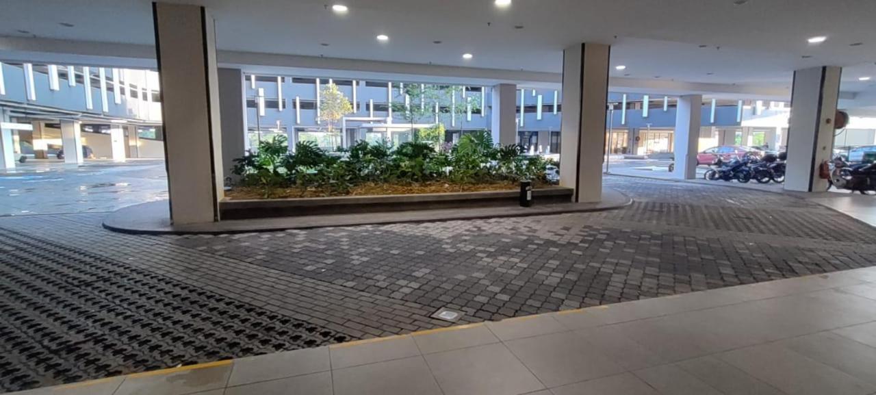 Santai Homestay Cyberjaya Exterior foto